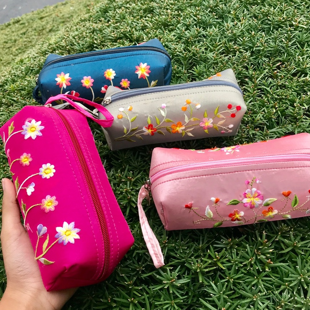 Handcrafted Floral Pouch - Picture 3 of 8